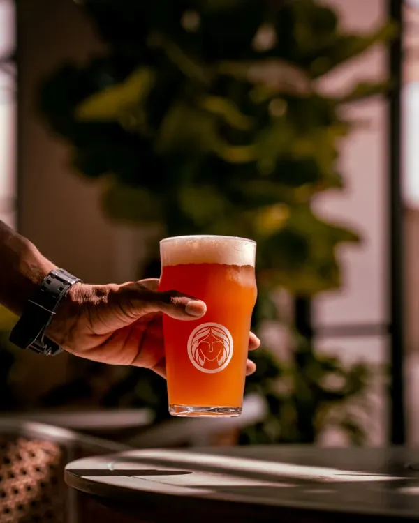 At Roxie, our beers aren’t just brewed, they’re composed. Each one has a note of nostalgia, a hint of rebellion, and a whole lot of soul.