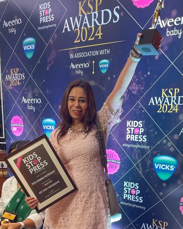 And we won! I am so thrilled to have been awarded Best Family Photographer by Kidsstoppress. Holding this award, especially as I approach my 10th year in photography, feels incredibly special.