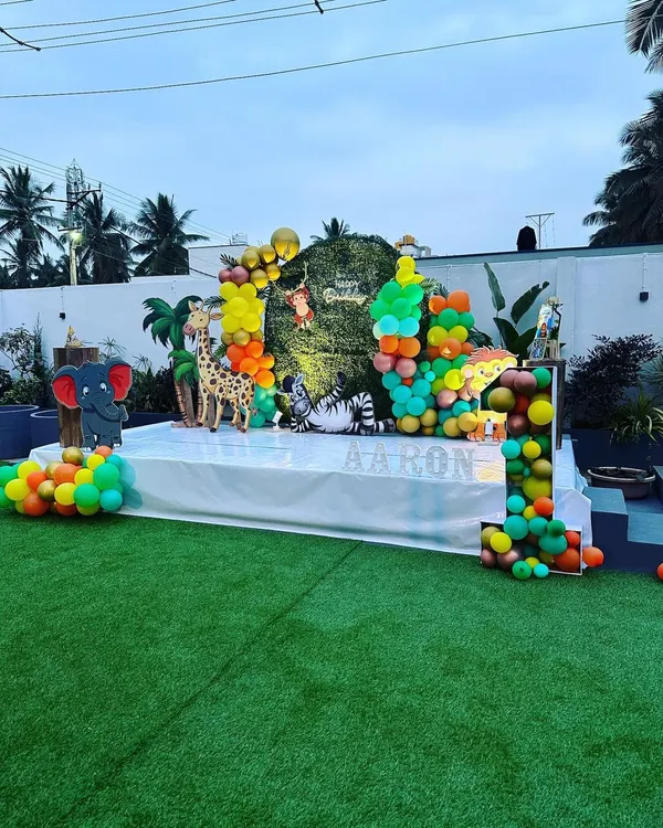 A complete jungle themed birthday party setup we organized. We coordinate the decor and the food to create an immersive adventure for the kids.