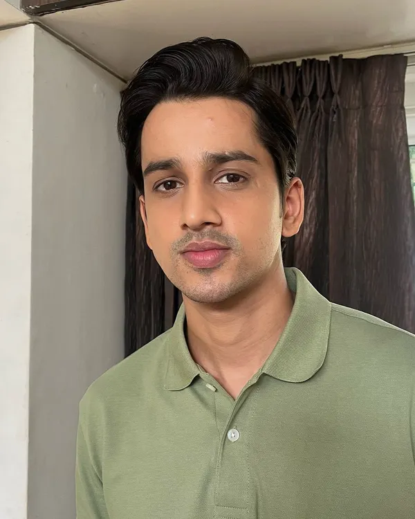 A super minimal and natural look for actor Ankit. For men's grooming, the goal is to make the skin look healthy and even-toned for the camera, without any visible makeup.