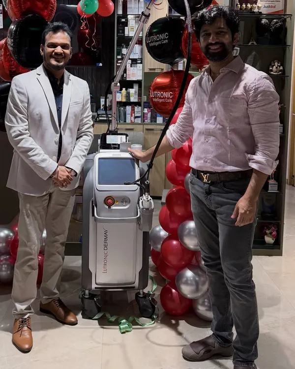 I am proud to have been the first to introduce the Derma V laser by Lutronic in Mumbai. This advanced vascular laser platform allows me to effectively treat a range of conditions like facial veins, rosacea, and angiomas with high efficacy and exceptional safety.