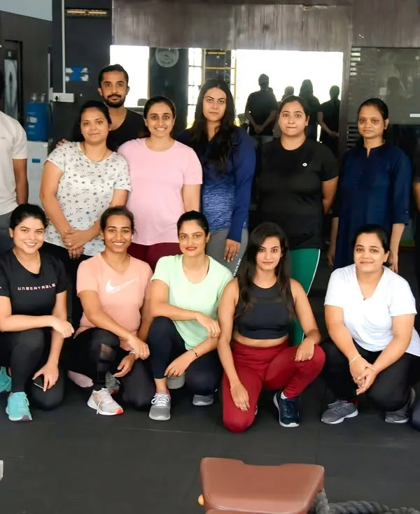 The early morning crew, ready to crush another session. The energy from this group is the best way to start the day.