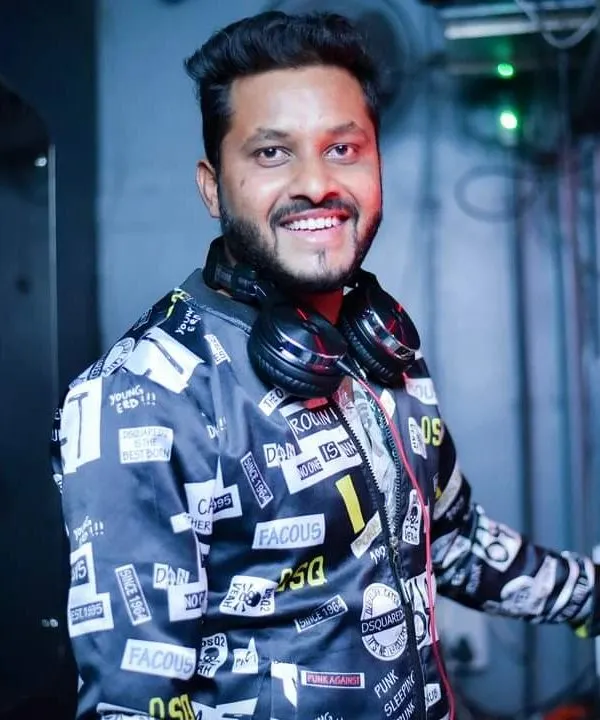 I believe aiming is not enough, you have to hit the mark. That's my philosophy for every set I play, ensuring the music always connects with the audience.