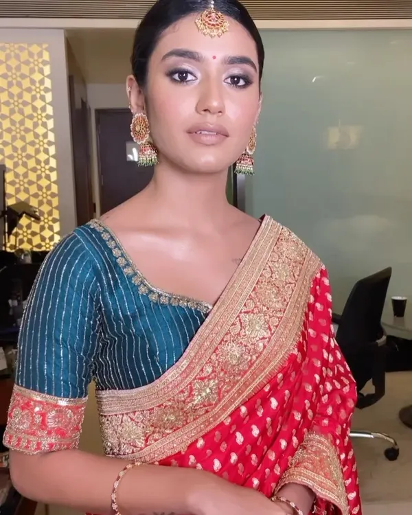 A closer look at the beautiful draping for actress Priya Varrier for the Filmfare South awards. The pleats are neat and the fall is perfect.