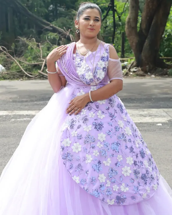 A stunning evening gown look created by one of my talented students. They perfectly executed a soft glam makeup style to complement this beautiful lavender gown.