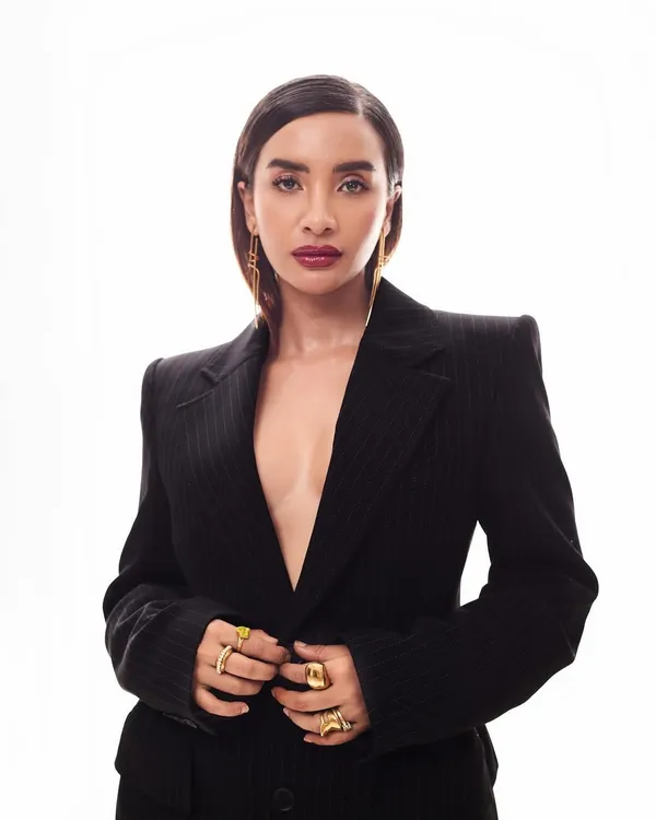 Tailored edge meets sheer elegance. For this look with Patralekhaa, we played on contrasts, power, and polish, styling this Balenciaga blazer and mesh skirt to command the room.