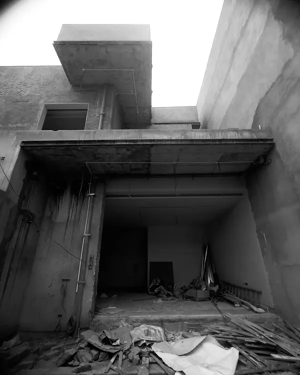 A look at our 15,000 sq.ft architectural project under construction. The design is defined by bold concrete overhangs and a layered massing strategy that frames light and shade. Even as a bare structure, it reflects the scale, proportion, and intent of the final vision.