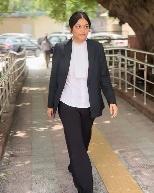Walking into court, I carry the full weight of my client's trust. I specialize in assertive family litigation, ensuring your case is presented with the strength it deserves.