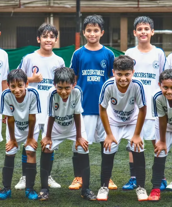 High five Sunday! Our U-11 team celebrating a great win in the YPL, a result of a complete team effort with cracker goals and a rock-solid defense.