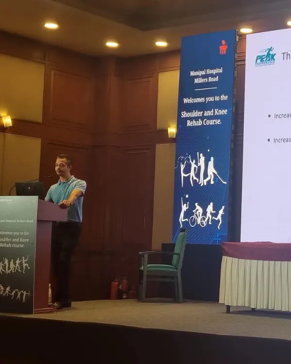 It is an honor to be invited to speak and share my knowledge on shoulder rehabilitation with orthopaedic surgeons and physiotherapists at this Manipal Hospitals course.