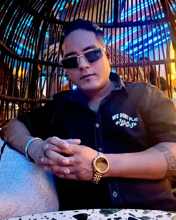 Getting ready to drop some unreleased Bollywood and Punjabi mixes at The Fixx Bar. I always bring fresh tracks to keep the dance floor guessing and grooving.