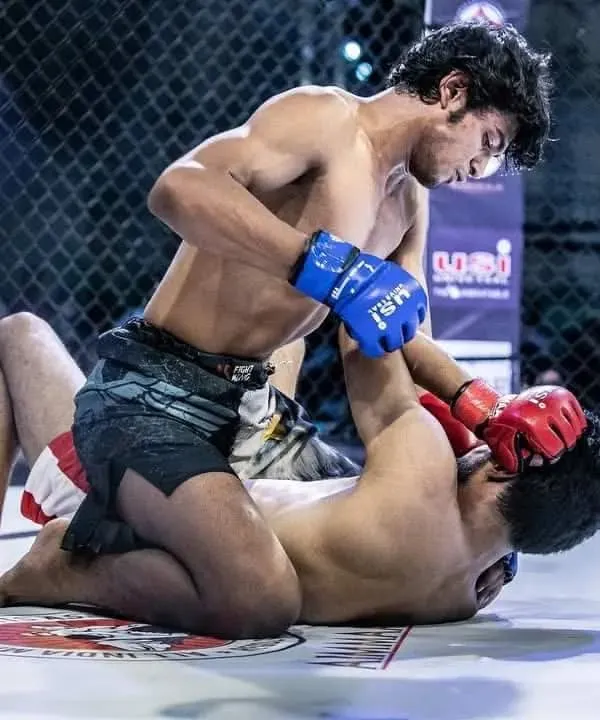 This is what it comes down to. In the cage, it's not about who is bigger or stronger, it's about who has the technique and the will to dominate. This is the control I teach.