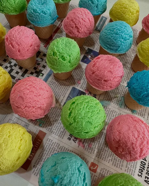 So realistic you'll want to take a bite! These are my hand-scooped ice cream soaps in a variety of "flavors" like strawberry, mint, and lemon. They are whipped to perfection for a creamy lather.