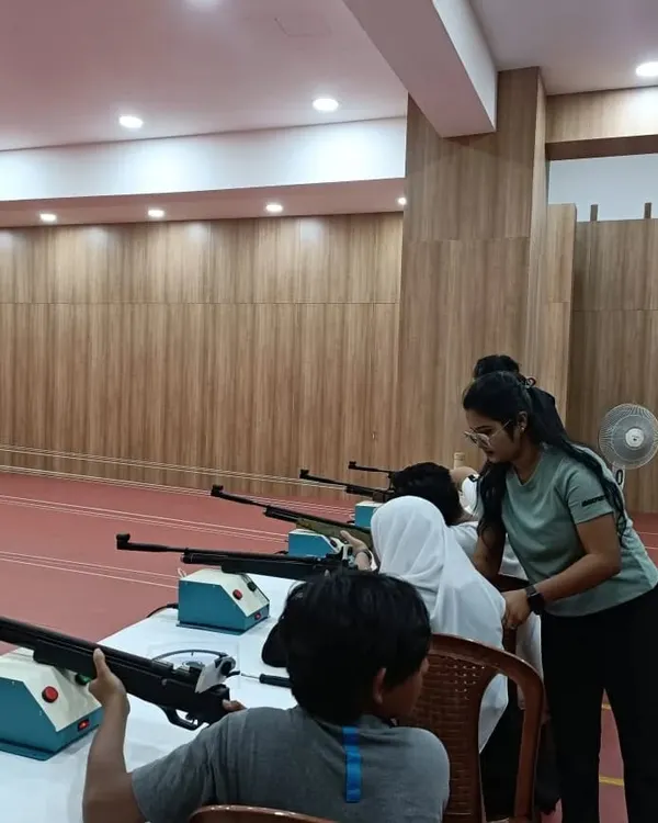 An instructor provides guidance to a group of first time shooters at the Nalapad Shooting Academy. We ensure everyone feels welcome and receives clear instruction to enjoy their experience safely.