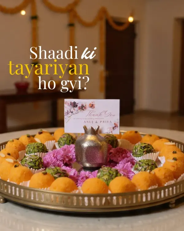 Are your 'shaadi ki tayyariyan' complete? This elegant platter is perfect for serving sweets to guests, featuring a personalized thank you card for that extra thoughtful touch.