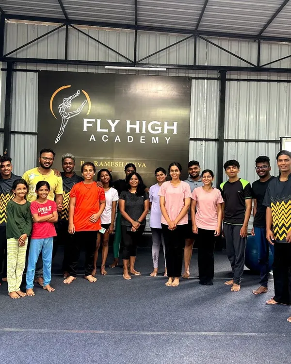 This is our team. This is the Fly High family. We are a community of actors, stunt aspirants, and fitness lovers who support and motivate each other every single day.