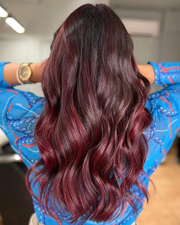 This red wine shade is deep, rich, and absolutely stunning. It's a bold choice that pays off with incredible shine and vibrancy.