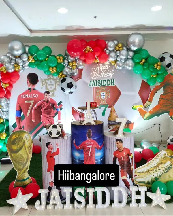 We love a challenge, and this Cristiano Ronaldo football-themed birthday party was a big win. We created custom backdrops, life-sized player cutouts, and balloon arrangements in team colors to bring the stadium vibe to the celebration.
