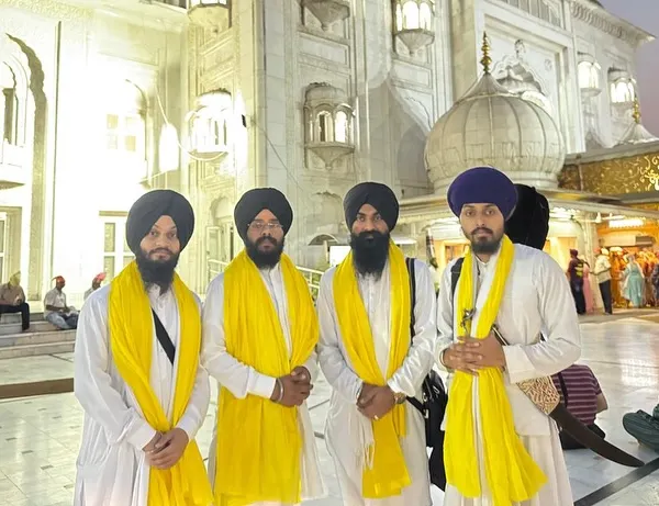 Experiencing the serenity of a divine hazri at Gurdwara Bangla Sahib in Delhi with fellow musicians. The spiritual vibes in this sacred space uplift the soul.