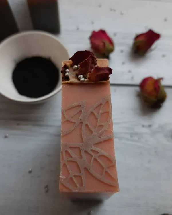 My Charcoal Rose soap is as effective as it is beautiful. The combination of activated charcoal and French pink clay is excellent for drawing out impurities, making it ideal for oily or combination skin.