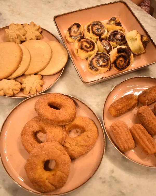 A little chef in the making. This young baker had a wonderful time in my kids' class, where she learned to make cinnamon churros, donuts, rolls, and cookies from scratch.