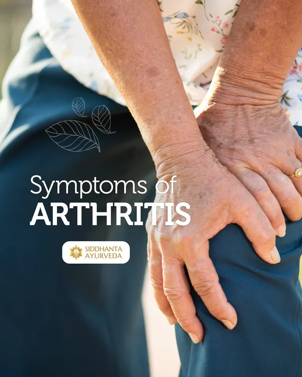 This image shows a person experiencing knee pain, a common symptom of arthritis. Recognizing the signs is the first step toward seeking effective, natural treatment.