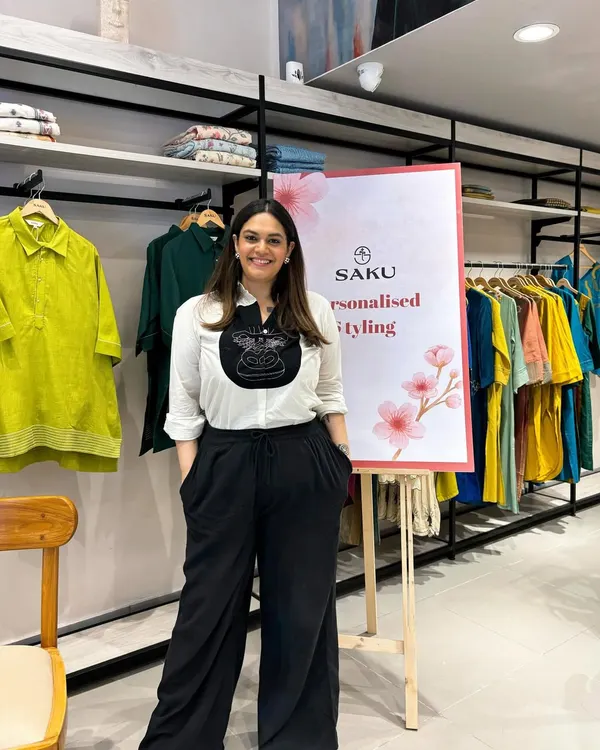 At the launch of SAKU's new store, I hosted a personalized styling session, helping guests discover their summer style. I thrive on creating these interactive experiences that connect customers directly with the brand in a meaningful way.