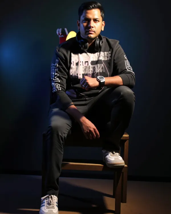 A shot from a recent photoshoot. It's important to not only sound good but also look the part.