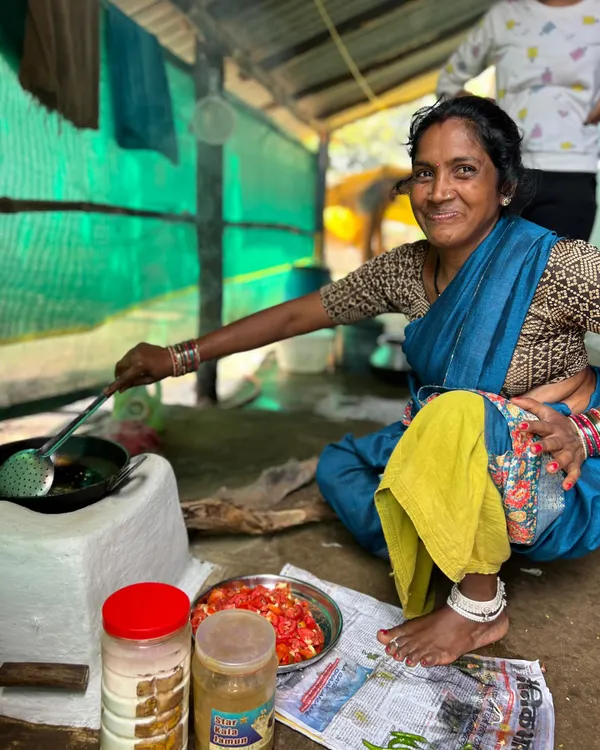 The smile of a gracious host. We were welcomed into the Marko family home in Kanha, where they generously prepared a meal for us. This is the warmth of Indian hospitality, 'Atithi Devo Bhava'.