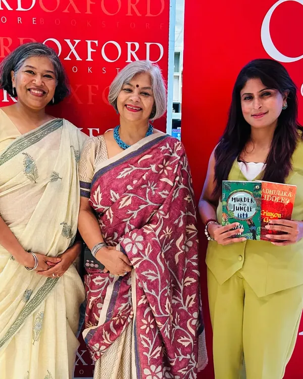 Standing with two incredible authors, Madhulika Liddle and Sutapa Basu, at our panel discussion at Oxford Bookstore. It was a proud moment to bring these brilliant minds together to discuss the art of mystery writing.