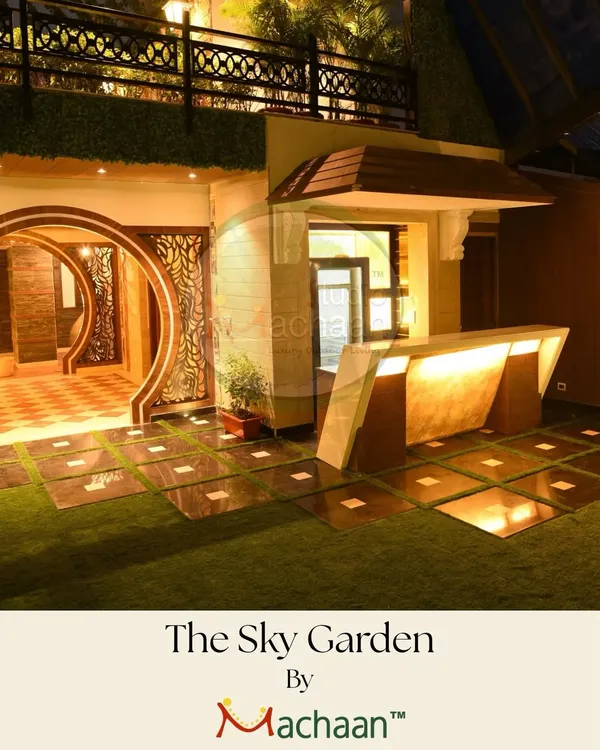 In this sky garden, we combined artificial grass with custom floor tiles to create a unique and visually interesting surface. The grass adds a soft, natural texture that contrasts beautifully with the modern, illuminated bar and architectural elements.