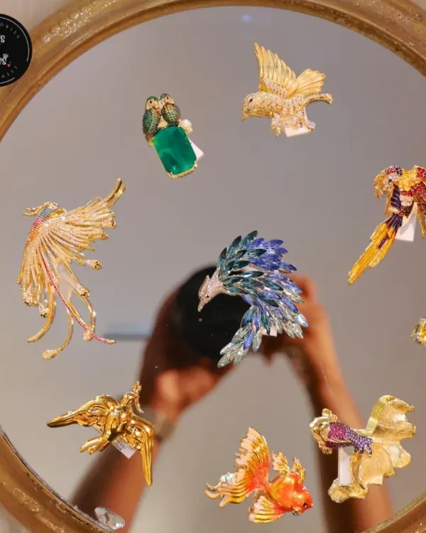 These aren't your average brooches. I source and design unique, artistic pins and brooches that act as wearable art, from golden phoenixes to colorful parrots. Each piece is a conversation starter, perfect for elevating a simple jacket or dress.