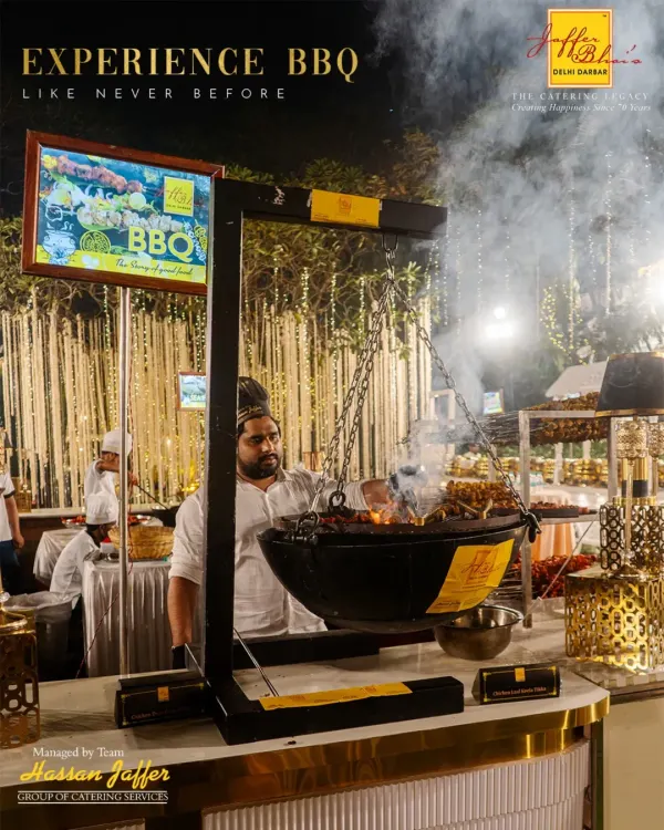 Experience BBQ like never before with our dramatic hanging grill station. It's a visual spectacle that delivers perfectly smoked and charred delights, making it a guaranteed crowd-pleaser.