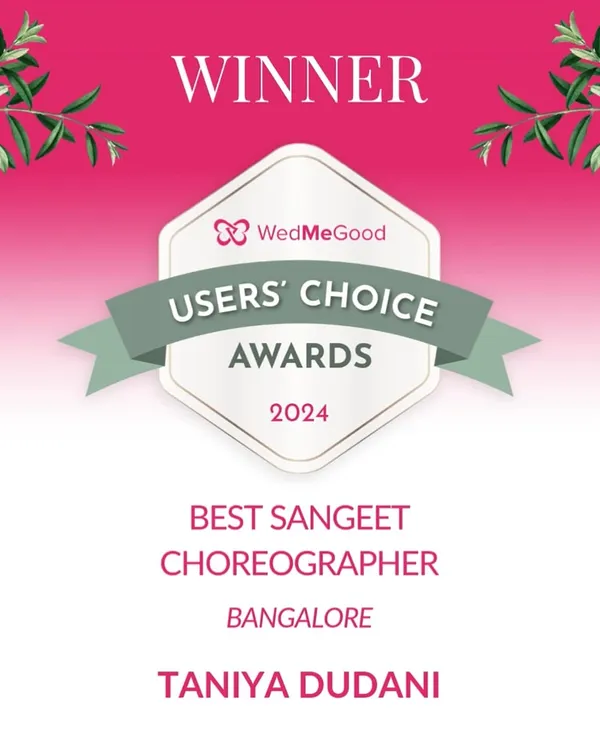 The 2024 WedMeGood Users' Choice Award, a symbol of my commitment to excellence and client satisfaction.