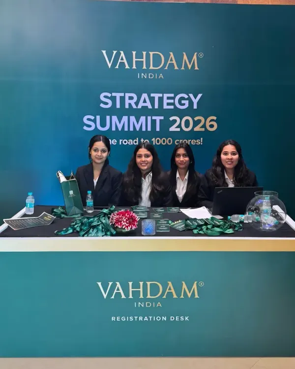 A professional and welcoming registration desk is the first point of contact for any summit. We designed this desk for the Vahdam Strategy Summit to be on-brand, with clear signage and organized space for a smooth check-in process.