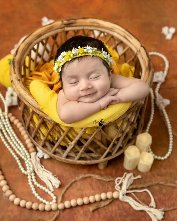 This is the kind of magic I live for. A peaceful, sleeping newborn with the sweetest little smile. I focus on creating a calm and safe environment in my studio to capture these serene moments, especially within the first 10 to 20 days.