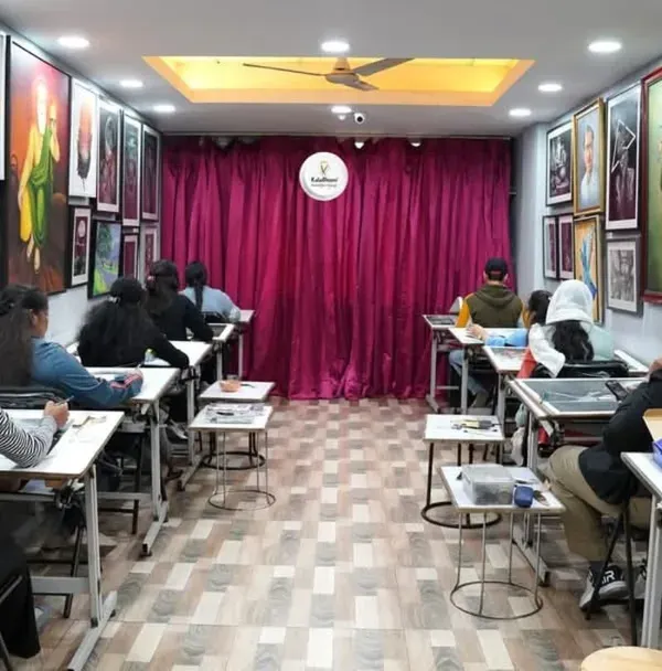 A glimpse into a typical day at our institute. Students of all ages are engrossed in their work, surrounded by inspiring art, creating a focused and motivating atmosphere for everyone.