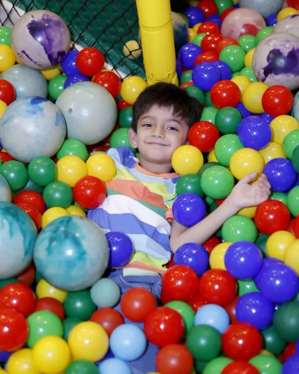 Welcome to our world of colour and fun. This is the perfect spot for kids to dive into happiness, surrounded by a sea of vibrant balls in our super safe and clean ball pit.