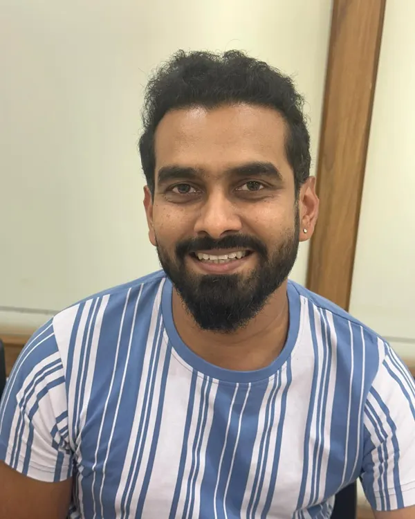 The smile of a happy patient is the true measure of success. After seeing his final hair transplant results, this gentleman is clearly feeling confident and happy. This harmony is what we strive for.