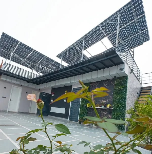 This is what a modern, clean energy solution looks like on your home. We designed this 9 kW rooftop solar system in Rohini, Delhi, to integrate seamlessly with the property's aesthetic while maximizing sun exposure and leaving the rooftop space usable.