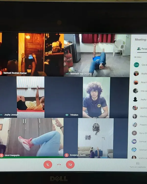 A screenshot from one of our live online classes. Our members stay connected and motivated, working out together from their own homes.