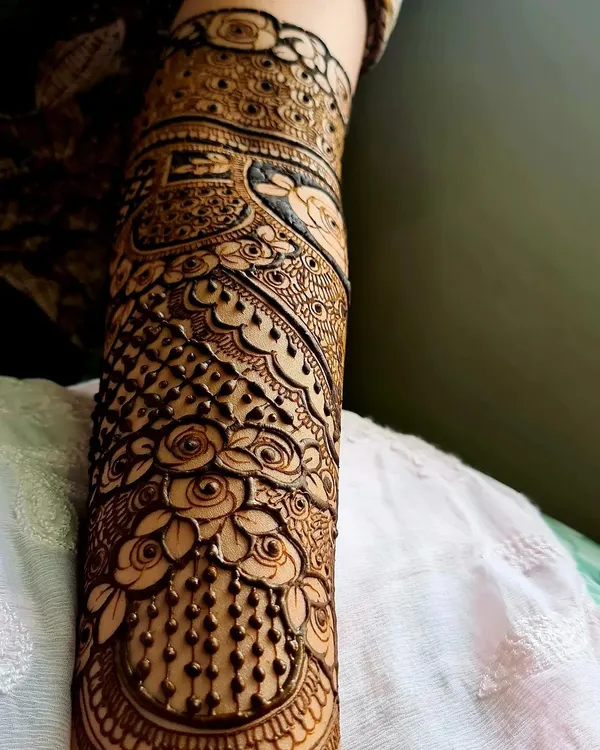 A close-up of my detailed rose patterns. I use shading techniques to create a three-dimensional effect that makes the flowers pop.