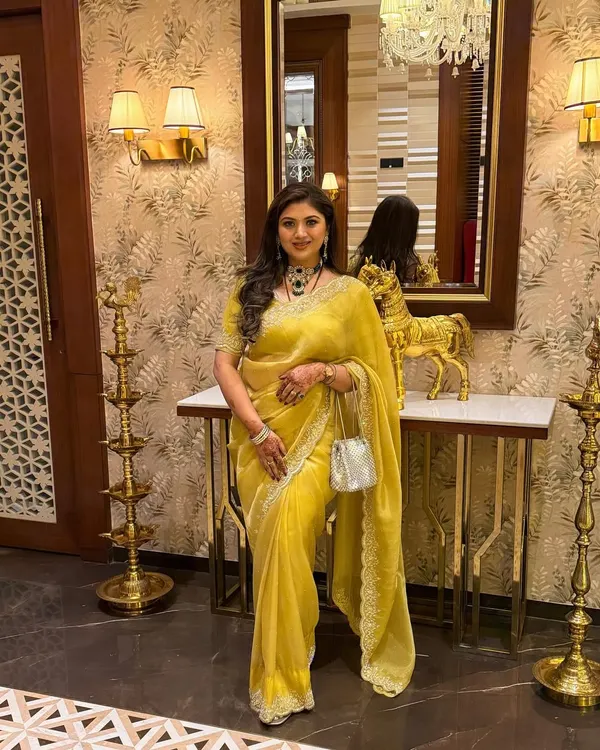 It's always a pleasure getting this beauty ready for a wedding. For this guest look, we went with a timeless and subtle HD makeup style that enhanced her features and complemented her yellow saree.