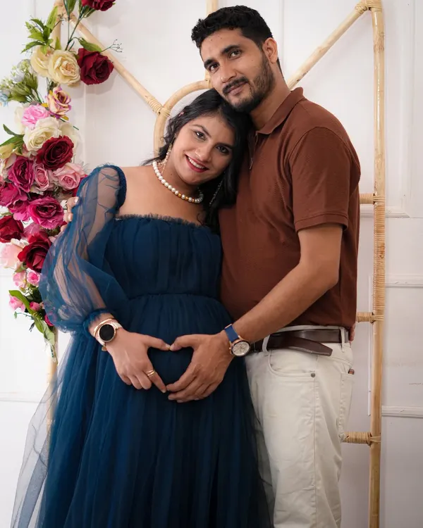 This is one of my favorite moments to capture during a maternity shoot. The love and anticipation a couple shares are so beautiful, and creating this simple heart shape with their hands over the baby bump tells a powerful story. It’s a classic portrait that you will cherish forever.