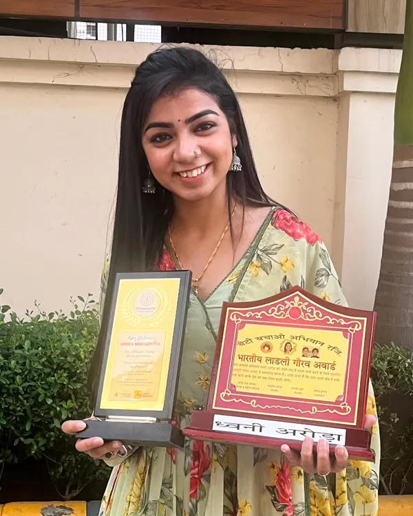 Feeling incredibly honored and blessed to receive two awards in one day: the 'Bhartiya Laadli Gaurav Award' and being a Guest of Honour at the Rising Star competition. All gratitude to my Kanha.