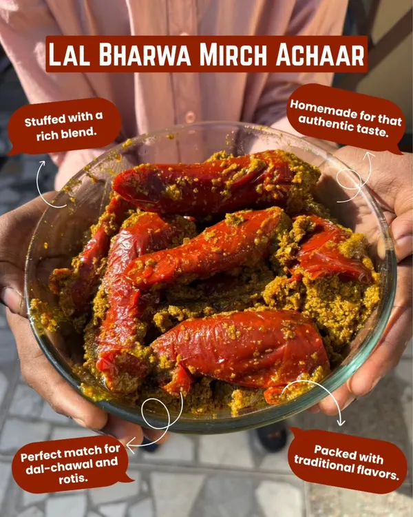 A close-up of our freshly prepared Lal Bharwa Mirch Achaar. The rich blend of spices is a perfect match for dal-chawal and rotis.