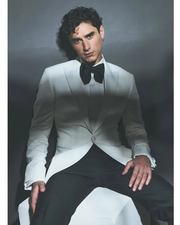 My work is about creating an image that is both timeless and modern. This look, created for a designer campaign, focuses on impeccable tailoring and a classic silhouette to craft an aura of effortless sophistication for the modern man.