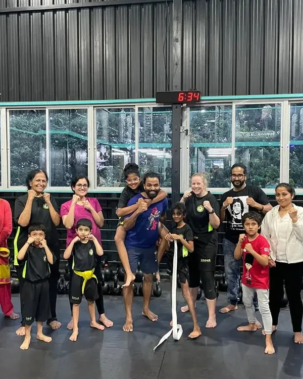 What a great class with parents, grandparents, and nannies joining us to learn basic self-defense. The energy was amazing from everyone.