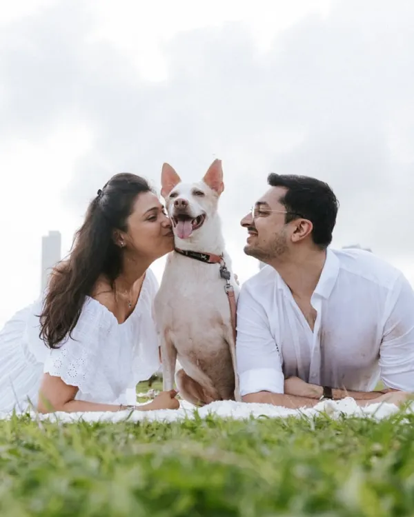This is what it's all about: capturing the pure, unscripted love between you and your pet. I focus on creating a relaxed atmosphere during our outdoor photoshoots so these beautiful, candid moments can happen naturally.