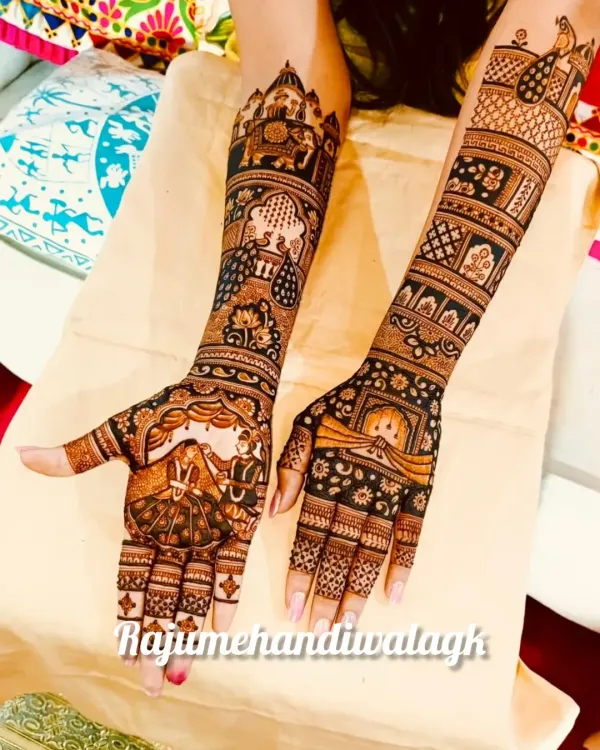 This design focuses on the key wedding rituals. One palm shows the pheras around the sacred fire, while the other depicts the sindoor moment, symbolizing the couple's union.